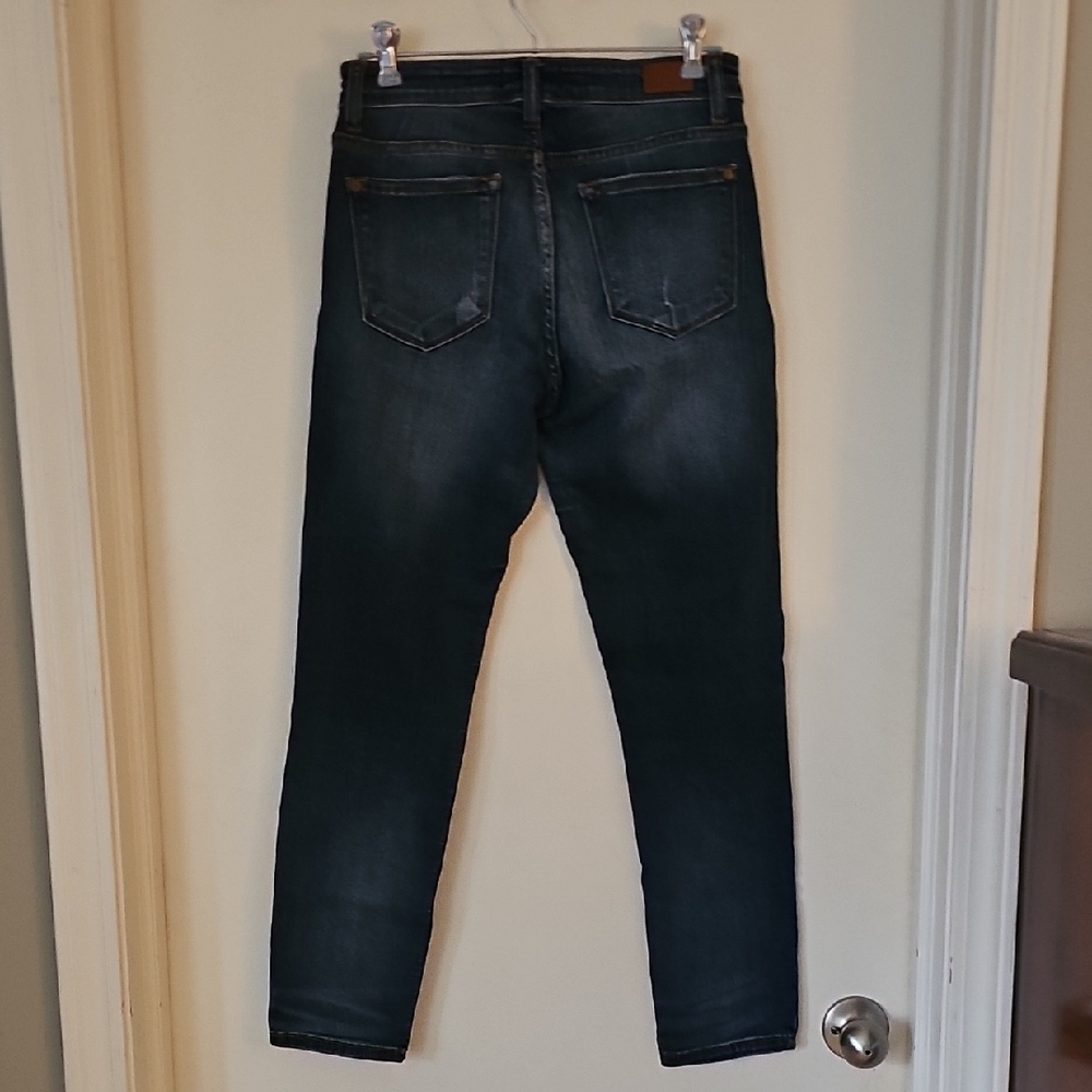 Judy Blue Relaxed Fit Jeans - Picture 3 of 6